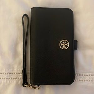 Tory Burch Smartphone Wristlet